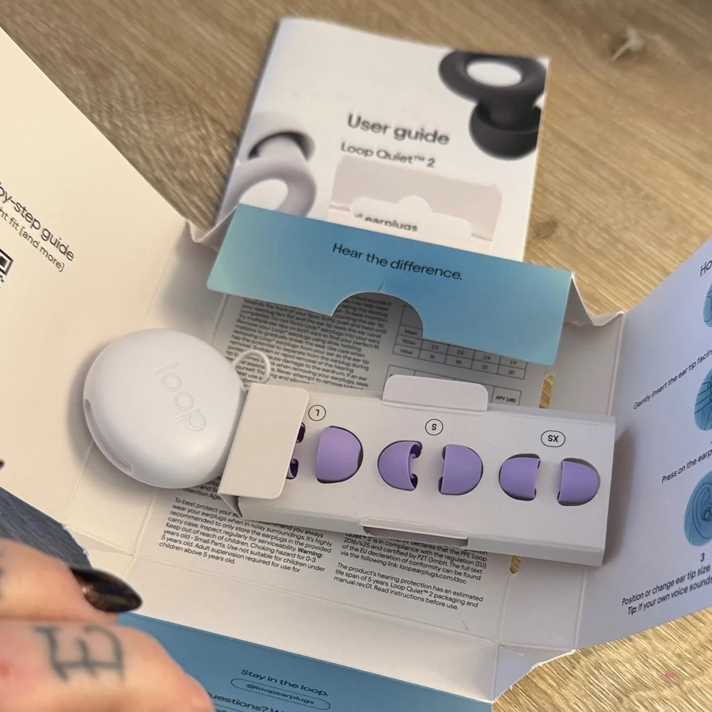 Loop Quiet 2 Earplugs in Violet - Picture 2 of 2